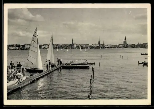AK Hamburg, Aussenalster, Segelboote, Stadtpanorama