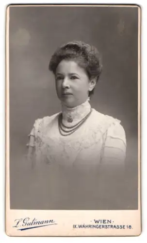 Fotografie L. Gutmann, Wien, Währingerstrasse 18, Portrait der Frau Alice Haindl