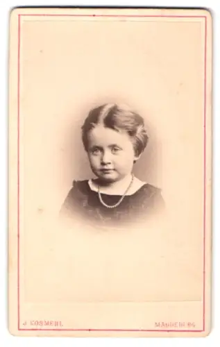 Fotografie J. Kosmehl, Magdeburg, Stephansbrücke 36, Porträt eines Kindes