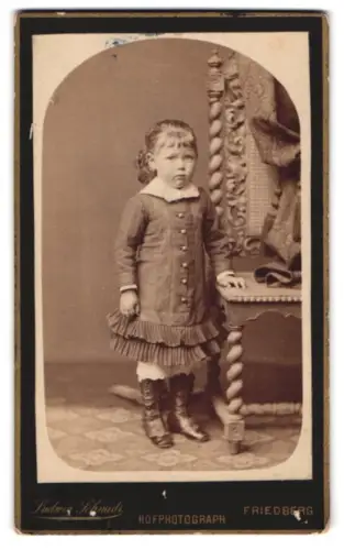 Fotografie Ludwig Schmidt, Friedberg, Schulstrasse 357, Porträt eines Kindes