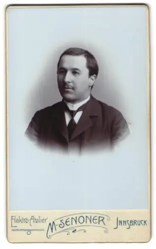 Fotografie M. Senoner, Innsbruck, Maria-Theresienstrasse 39, Porträt eines jungen Herren 1906