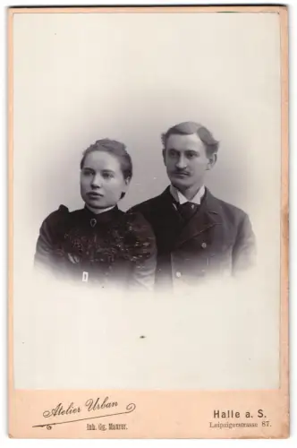 Fotografie Atelier Urban, Halle a. S., Leipzigerstrasse 87, Porträt eines eleganten Paares