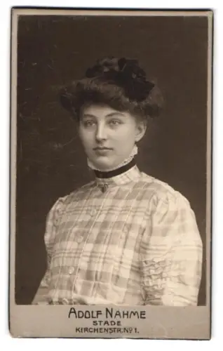 Fotografie Adolf Nahme, Stade, Kirchenstr. 1, Porträt einer jungen Frau