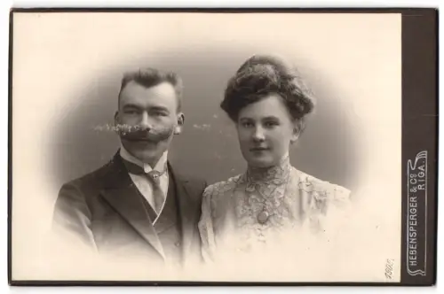 Fotografie Hebensperger & Co., Riga, Elisabethstr., Hilda mit ihrem Ehemann
