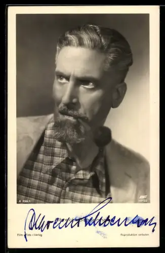 AK Schauspieler Albrecht Schoenhals im Kostüm einer Filmrolle, Autograph