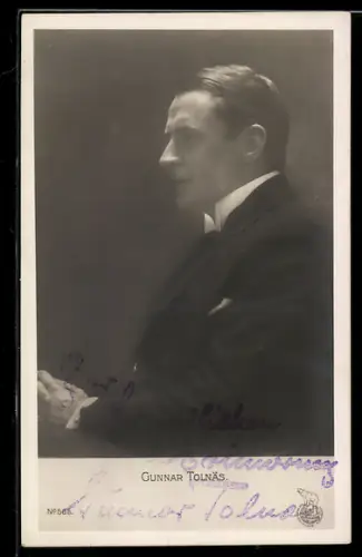 AK Schauspieler Gunnar Tolnäs im Anzug, Profilaufnahme, Autograph