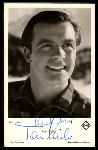 AK Schauspieler Toni Sailer in dem Film Zwölf Mädchen und ein Mann, Autograph