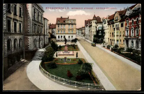 AK Reichenbach, Weihnhold-Strasse mit Kriegerdenkmal
