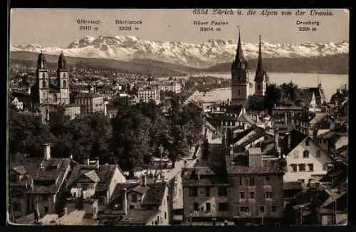 AK Zürich, Stadtansicht mit Grossmünster, Fraumünster und Alpen vom Urania