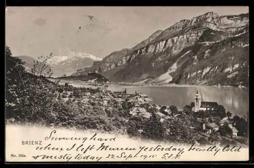 AK Brienz, Dorf am See mit Kirche und Bergkulisse