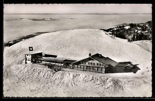 AK Beatenberg, Hotel Berghaus Niederhorn und Panorama gegen Jura