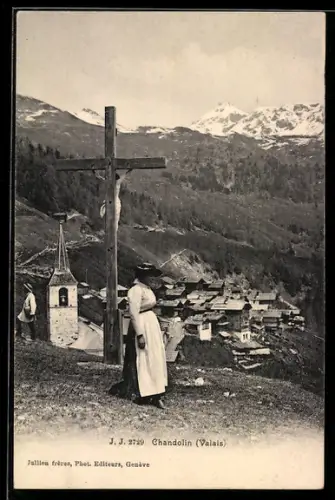 AK Chandolin /Valais, Teilansicht mit Kirche und Jesuskreuz