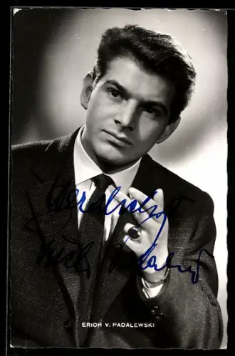AK Schauspieler Erich v. Padalewski posiert im Anzug, Autograph