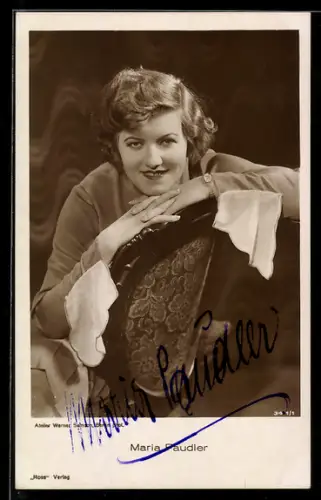 AK Schauspielerin Maria Paudler im Kostüm einer Filmrolle, Autograph