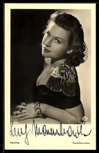 AK Schauspielerin Leny Marenbach in schönem Kleid, Autograph