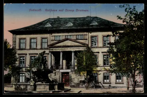 AK Detmold, Rathaus mit Donop-Brunnen