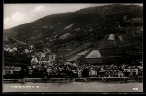 AK Assmannshausen a. Rh., Ortsansicht vom Rhein aus