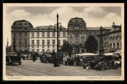 AK Darmstadt, Marktplatz mit Schloss
