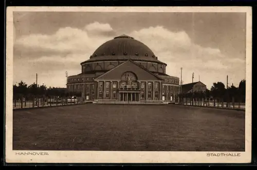 AK Hannover, Stadthalle mit Strassenbahn
