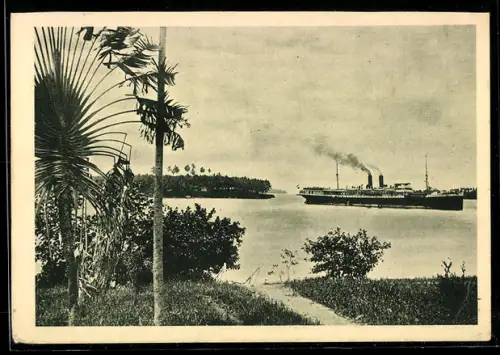 AK Neuguinea, Landschaftsbild mit Dampfschiff