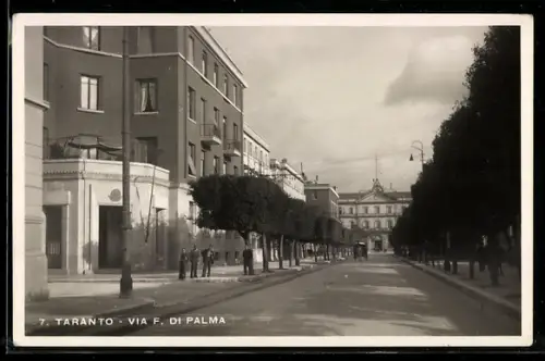 AK Taranto, Via F. di Palma con edifici e alberi lungo la strada