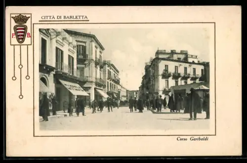 AK Barletta, Corso Garibaldi con passanti e edifici storici
