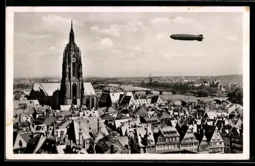 AK Frankfurt a. M., Luftschiff im Fluge über der Stadt, Zeppelin