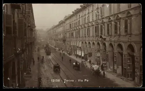 AK Torino, Via Po, Strassenbahn