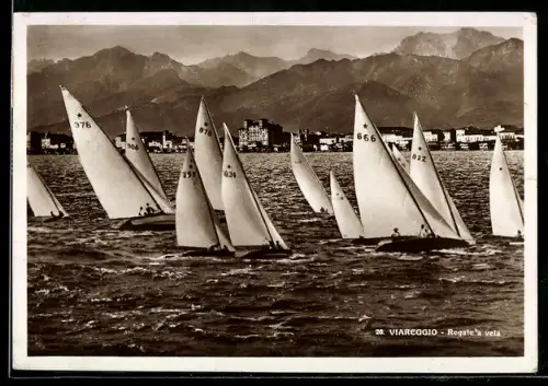 AK Viareggio, Segelyachten bei einer Regatta vor Viareggio