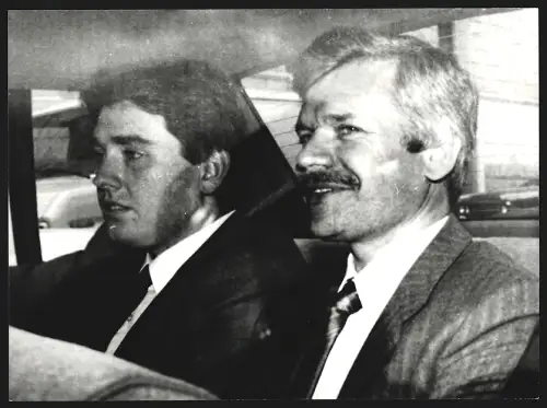 Fotografie Sowjetischer UN-Diplomat Gennadi Sacharow nach seiner Freilassung im Jahr 1986