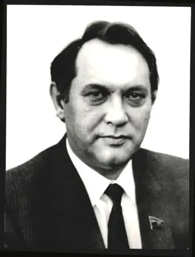 Fotografie Chef des staatlichen Planungsausschusses der Sowjetunion Juri Masljukow im Jahr 1988