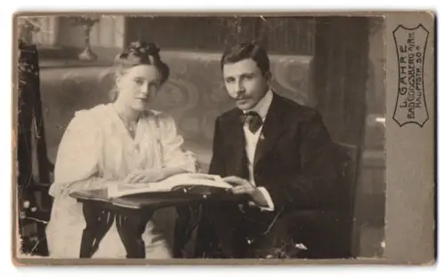 Fotografie L. Gahre, Bad Godesberg, Hauptstr. 50, August und Trude Heckenrath im Jahr 1906