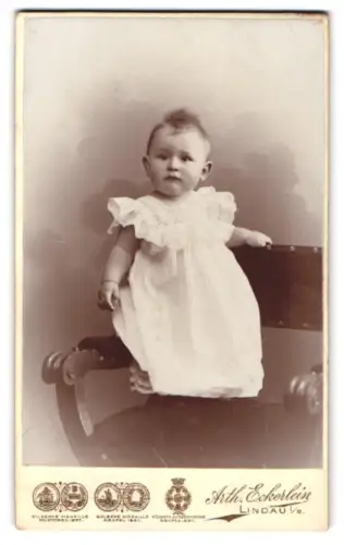 Fotografie Arth. Eckerlein, Lindau, Emil Enderlin als Kleinkind