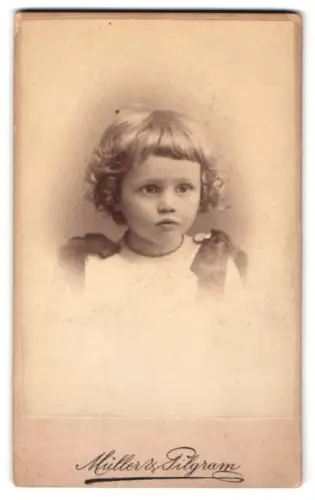 Fotografie Müller & Pilgram, Leipzig, Löhrstrasse 11, Porträt eines Kindes