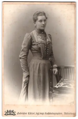 Fotografie Gebrüder Lützel, München, Porträt der Frau Feicht, Miesbach Jan. 1902