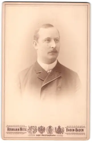 Fotografie Hermann Witte, Baden-Baden, Porträt des Herrn Josef Peter, Baden-Baden