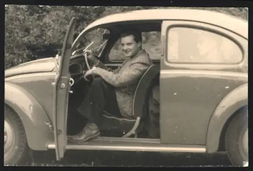 Fotografie Auto Volkswagen VW Käfer, Dickholmer mit Abbiegewinkern