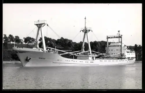 AK Schwedisches Frachtschiff Tronstad bei Fahrt durch einen Seekanal, Handelsschiff