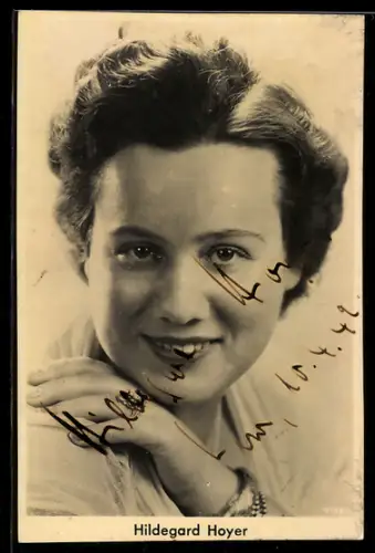 AK Schauspielerin Hildegard Hoyer in der Nahaufnahme, Autograph