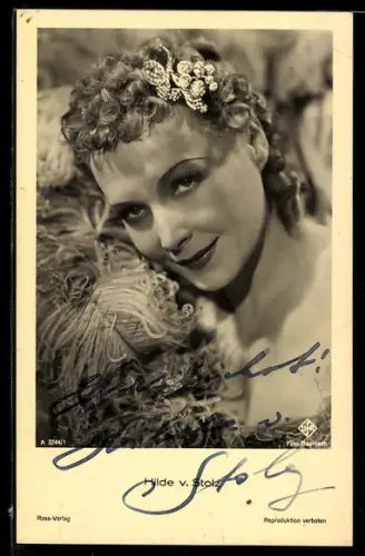 AK Schauspielerin Hilde v. Stolz mit Feder und Schmuck im Haar, Autograph