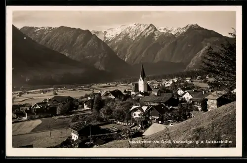 AK Neukirchen am Grossvenediger, Ortsansicht mit Kirche und Bergpanorama