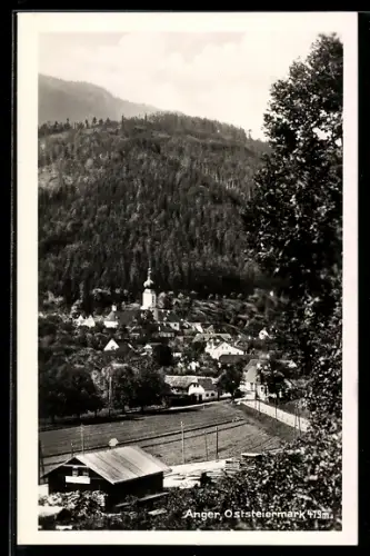 AK Anger /Oststeiermark, Panorama mit Kirche