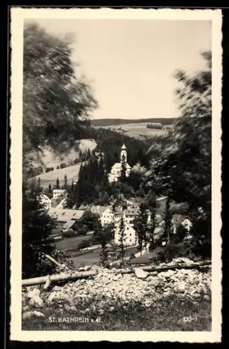 AK St. Kathrein a. H., Panorama mit Kirche