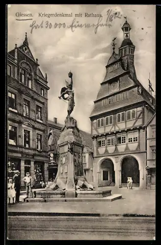 AK Giessen, Kriegerdenkmal mit Rathaus