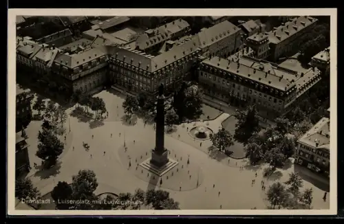 AK Darmstadt, Luisenplatz mit Ludwigssäule