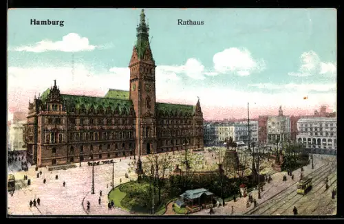 AK Hamburg, Rathaus mit Reiterstandbild u. Strassenbahnen aus der Vogelschau