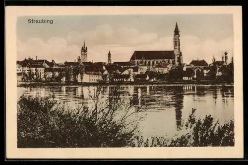 AK Straubing, Panoramaansicht des Ortes mit Wasser