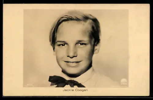 AK Schauspieler Jackie Coogan in die Kamera lächelnd