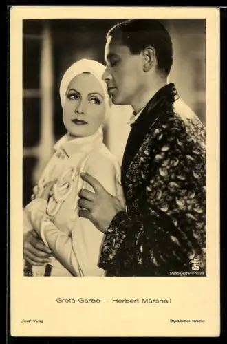 AK Greta Garbo und Herbert Marshall in einer Filmszene, Portrait