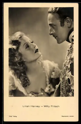 AK Schauspielerin Lilian Harvey und Schauspieler Willy Fritsch in einer gemeinsamen Szene